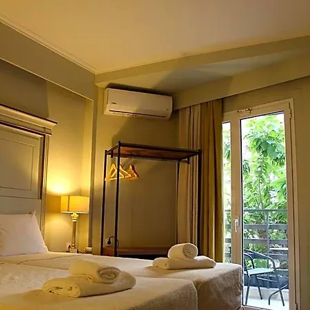 Hotel Falireon