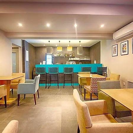 Hotel Falireon