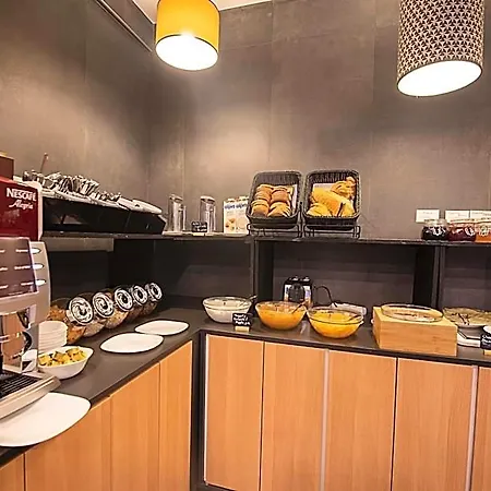 Hotel Falireon 3*